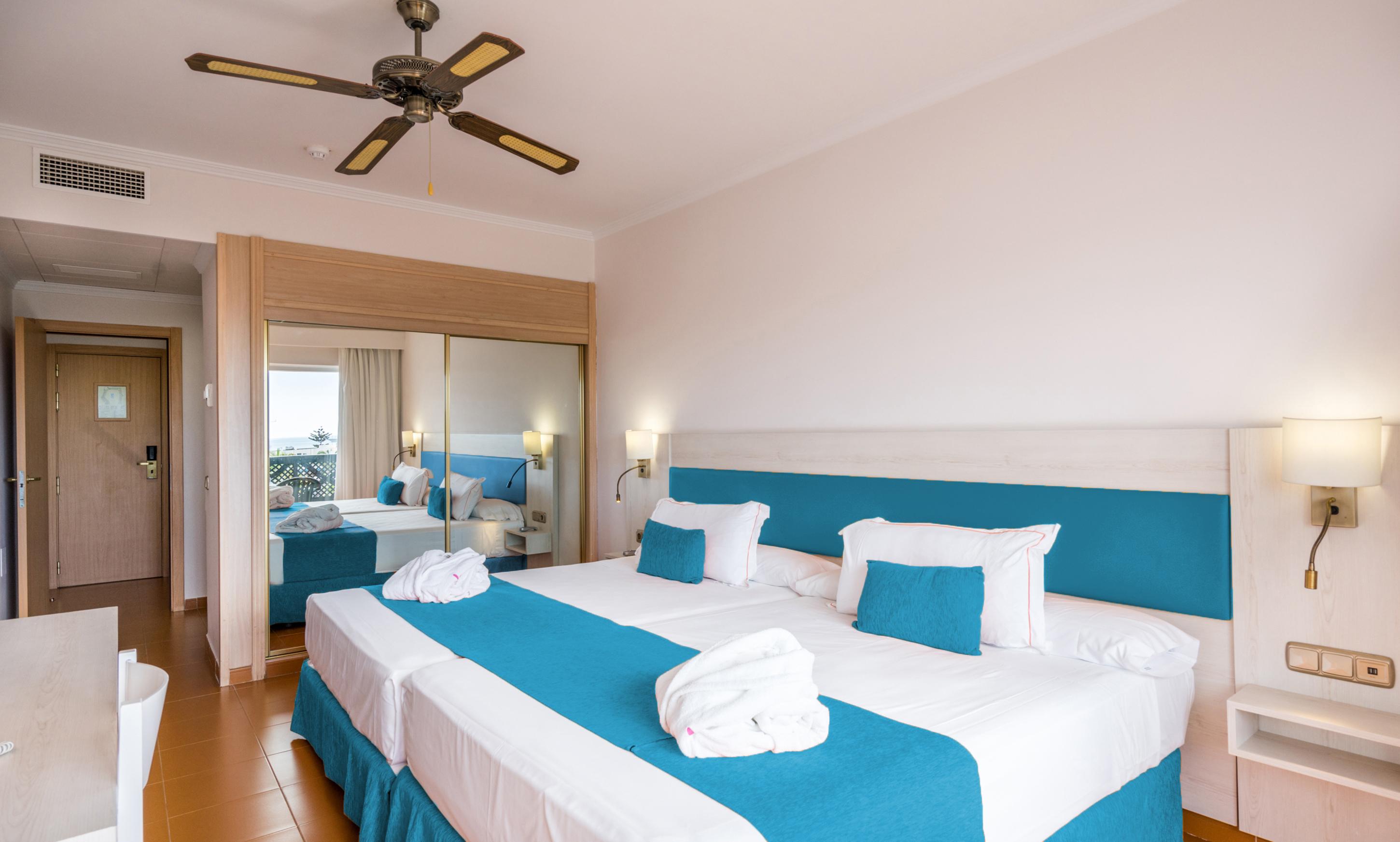 Bluesea Costa Bastian Hotel Costa Teguise Exterior photo