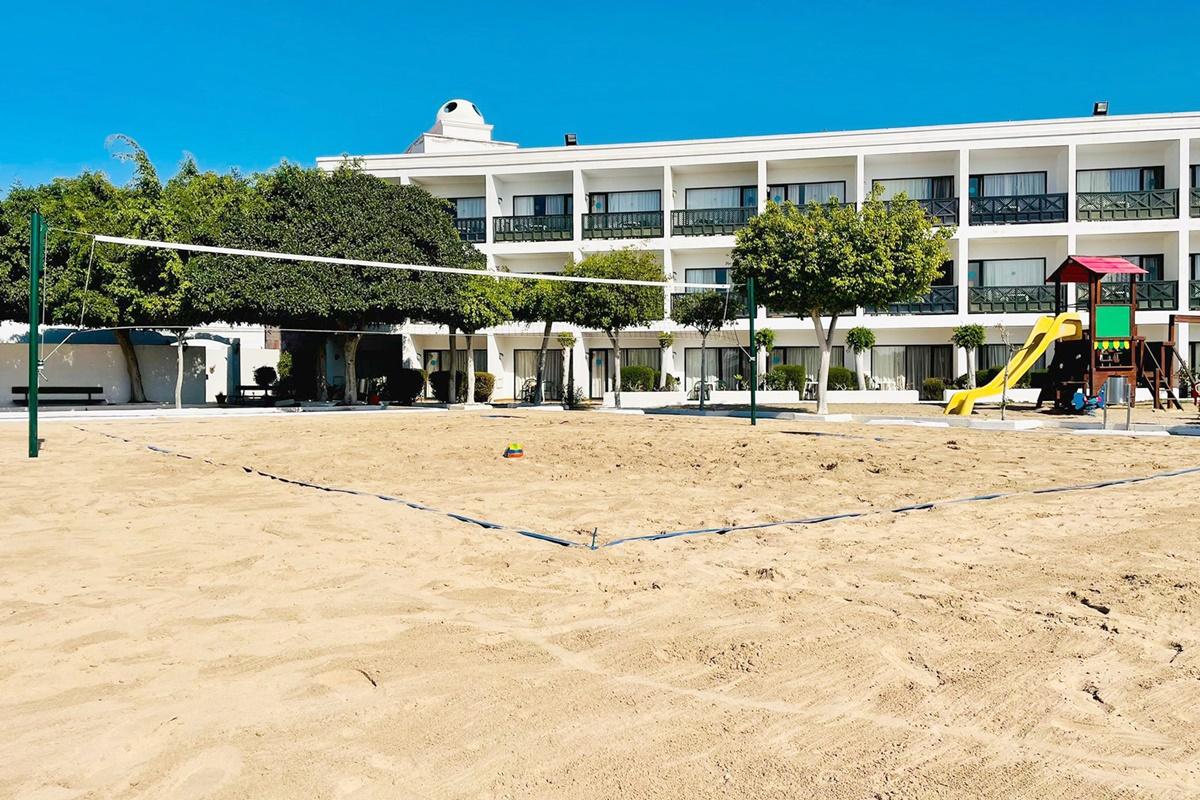 Bluesea Costa Bastian Hotel Costa Teguise Exterior photo