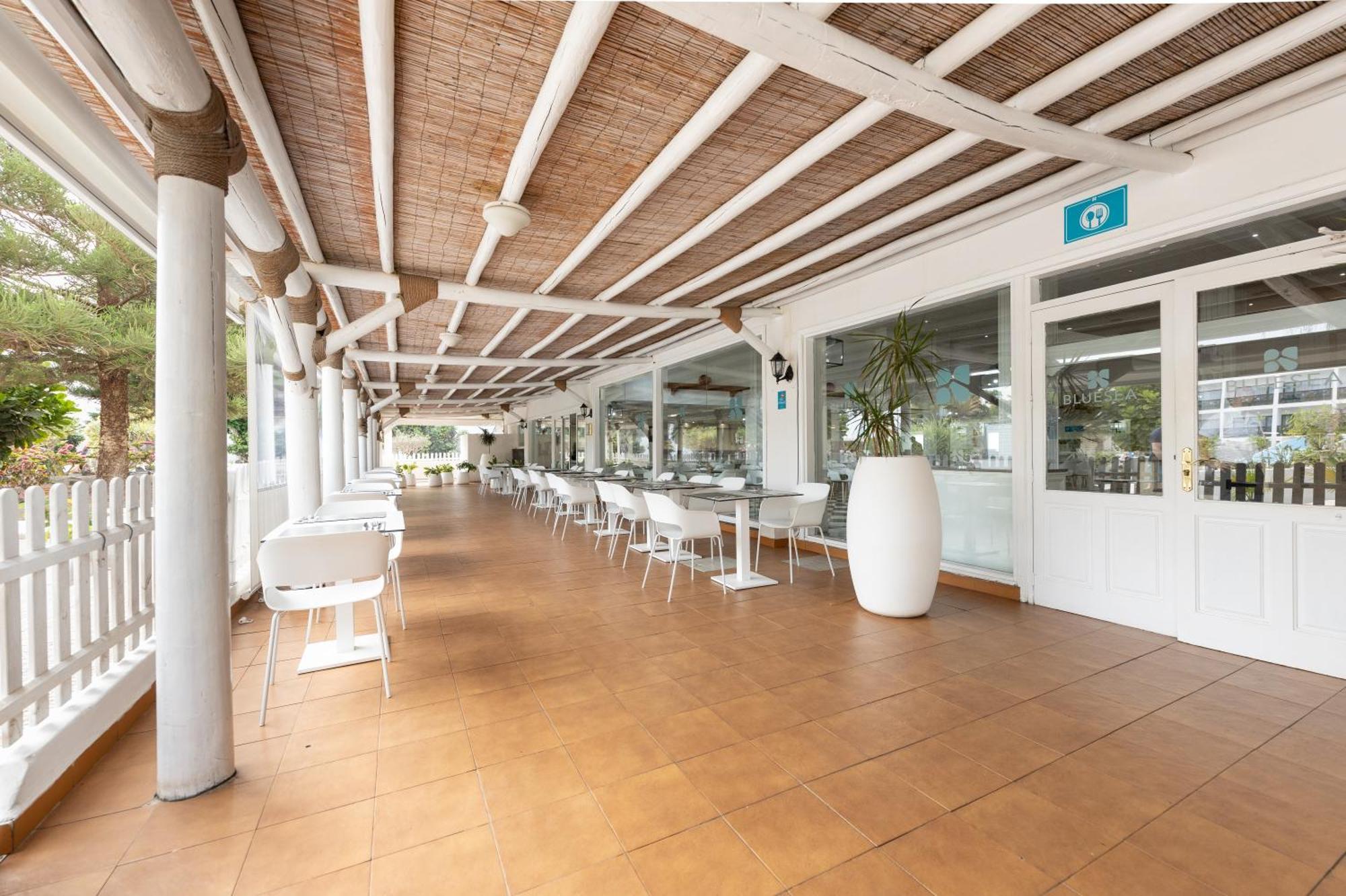 Bluesea Costa Bastian Hotel Costa Teguise Exterior photo